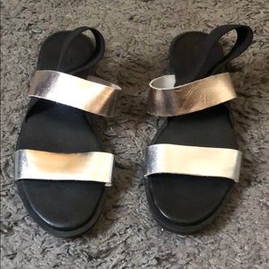 Urban Outfitter Metallic Sandals